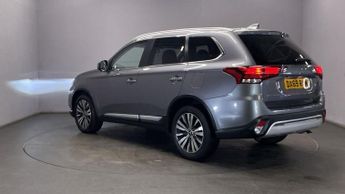 MITSUBISHI OUTLANDER 2.0 MIVEC Exceed SUV 5dr Petrol CVT 4WD Euro 6 (s/s) (150 ps)