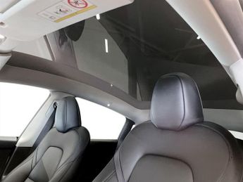 TESLA MODEL Y (Dual Motor) Long Range SUV 5dr Electric Auto 4WDE (384 bhp)