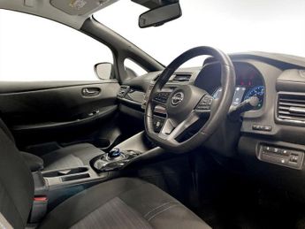 NISSAN LEAF 39kWh N-Connecta Hatchback 5dr Electric Auto (150 ps)