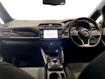 NISSAN LEAF 39kWh N-Connecta Hatchback 5dr Electric Auto (150 ps)