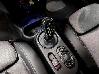 MINI Electric Hatch Cooper SE 32.6kWh Level 2 Hatchback 3dr Electric Auto (184 ps)