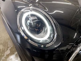 MINI Electric Hatch Cooper SE 32.6kWh Level 2 Hatchback 3dr Electric Auto (184 ps)