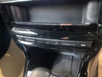 DS AUTOMOBILES DS 3 1.2 PureTech GPF Connected Chic Hatchback 3dr Petrol EAT6 Euro 6