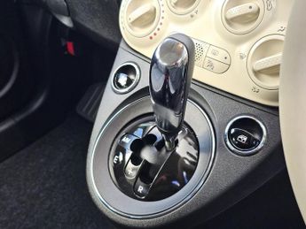 FIAT 500 1.2 Lounge Hatchback 3dr Petrol Dualogic Euro 6 (s/s) (69 bhp)