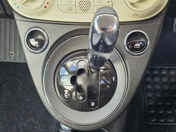 FIAT 500 1.2 Lounge Hatchback 3dr Petrol Dualogic Euro 6 (s/s) (69 bhp)