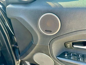 LAND ROVER RANGE ROVER EVOQUE 2.2 SD4 Pure SUV 5dr Diesel Auto 4WD Euro 5 (190 ps)