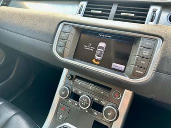 LAND ROVER RANGE ROVER EVOQUE 2.2 SD4 Pure SUV 5dr Diesel Auto 4WD Euro 5 (190 ps)