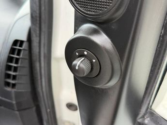 PEUGEOT BIPPER 1.3 HDi Professional Panel Van 3dr Diesel Manual FWD L1 H1 (115 