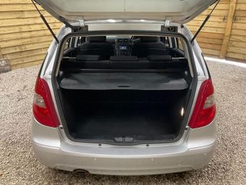 MERCEDES-BENZ A-CLASS 1.5 A150 BlueEfficiency Classic SE Hatchback 5dr Petrol Manual (