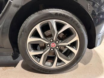 JAGUAR I-PACE 400 90kWh HSE SUV 5dr Electric Auto 4WD (400 ps)