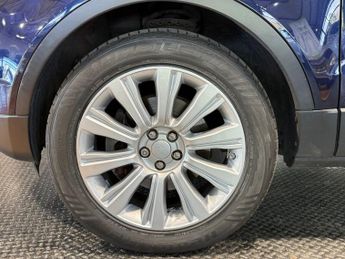 LAND ROVER RANGE ROVER EVOQUE 2.0 TD4 SE Tech SUV 5dr Diesel Auto 4WD Euro 6 (s/s) (180 ps)