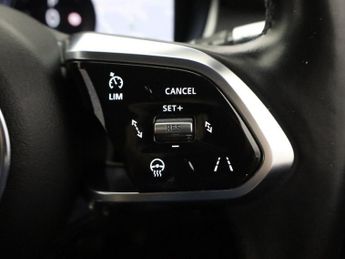 JAGUAR I-PACE 400 90kWh HSE SUV 5dr Electric Auto 4WD (400 ps)