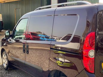 FIAT DOBLO 1.3 JTD MultiJetII 16v SX Tecnico L1 H1 4dr