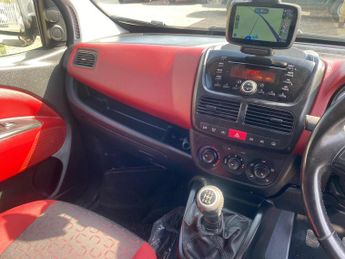 FIAT DOBLO 1.3 JTD MultiJetII 16v SX Tecnico L1 H1 4dr