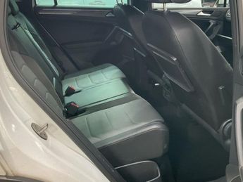 VOLKSWAGEN TIGUAN 1.5 TSI EVO R-Line SUV 5dr Petrol DSG Euro 6 (s/s) (150 ps)