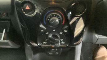 CITROEN C1 1.0 VTi Flair Hatchback 5dr Petrol ETG5 Euro 6 (68 ps)