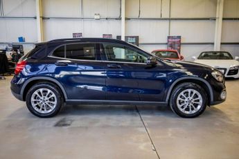 MERCEDES-BENZ GLA 1.6 GLA200 SE (Executive) SUV 5dr Petrol 7G-DCT Euro 6 (s/s) (15