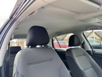 VOLKSWAGEN GOLF 1.6 TDI BlueMotion Tech Match Hatchback 5dr Diesel DSG Euro 6 (s