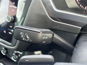 VOLKSWAGEN TIGUAN 2.0 TDI R-Line SUV 5dr Diesel DSG 4Motion Euro 6 (s/s) (150 ps)