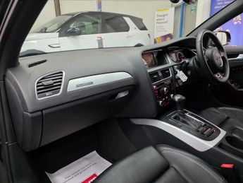 AUDI A4 AVANT 3.0 TDI V6 S line Estate 5dr Diesel S Tronic quattro Euro 5 (s/s