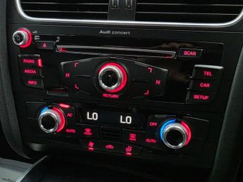 AUDI A4 AVANT 3.0 TDI V6 S line Estate 5dr Diesel S Tronic quattro Euro 5 (s/s