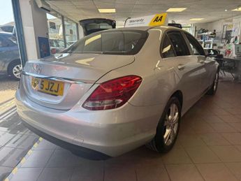 MERCEDES-BENZ C-CLASS 2.0 C200 SE Saloon 4dr Petrol 7G-Tronic+ Euro 6 (s/s) (184 ps)