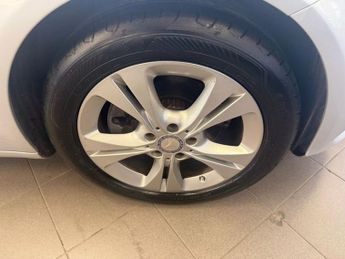 MERCEDES-BENZ C-CLASS 2.0 C200 SE Saloon 4dr Petrol 7G-Tronic+ Euro 6 (s/s) (184 ps)