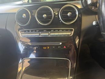 MERCEDES-BENZ C-CLASS 2.0 C200 SE Saloon 4dr Petrol 7G-Tronic+ Euro 6 (s/s) (184 ps)
