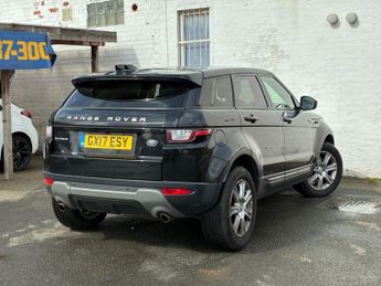 LAND ROVER RANGE ROVER EVOQUE 2.0 TD4 SE Tech SUV 5dr Diesel Auto 4WD Euro 6 (s/s) (180 ps)