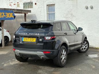 LAND ROVER RANGE ROVER EVOQUE 2.0 TD4 SE Tech SUV 5dr Diesel Auto 4WD Euro 6 (s/s) (180 ps)