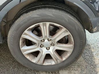 LAND ROVER RANGE ROVER EVOQUE 2.0 TD4 SE Tech SUV 5dr Diesel Auto 4WD Euro 6 (s/s) (180 ps)