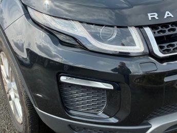 LAND ROVER RANGE ROVER EVOQUE 2.0 TD4 SE Tech SUV 5dr Diesel Auto 4WD Euro 6 (s/s) (180 ps)