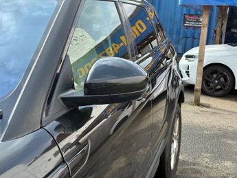 LAND ROVER RANGE ROVER EVOQUE 2.0 TD4 SE Tech SUV 5dr Diesel Auto 4WD Euro 6 (s/s) (180 ps)