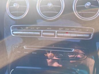MERCEDES-BENZ GLC 3.0 GLC43 V6 AMG (Premium Plus) SUV 5dr Petrol G-Tronic 4MATIC E