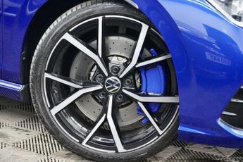 VOLKSWAGEN GOLF 2.0 TSI R Hatchback 5dr Petrol DSG 4Motion Euro 6 (s/s) (320 ps)