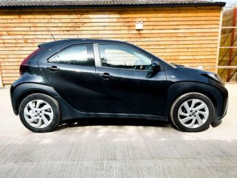 TOYOTA AYGO X 1.0 VVT-i Pure Hatchback 5dr Petrol x-shift Euro 6 (s/s) (72 ps)