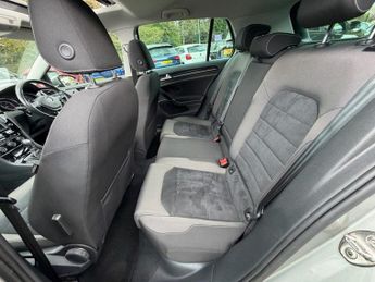VOLKSWAGEN GOLF 2.0 TDI BlueMotion Tech GT Hatchback 5dr Diesel DSG Euro 6 (s/s)