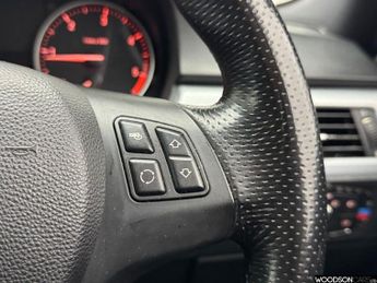 BMW 3 SERIES 2.0 318d M Sport Touring 5dr Diesel Steptronic Euro 5 (143 ps)