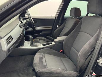 BMW 3 SERIES 2.0 318d M Sport Touring 5dr Diesel Steptronic Euro 5 (143 ps)