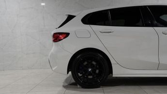 BMW 1 SERIES 1.5 118i M Sport Hatchback 5dr Petrol DCT Euro 6 (s/s) (140 ps)