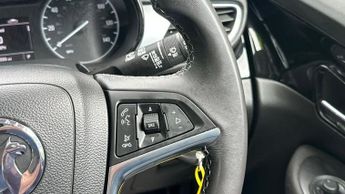VAUXHALL MOKKA X 1.4i Turbo Design Nav SUV 5dr Petrol Auto Euro 6 (140 ps)