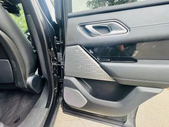 LAND ROVER RANGE ROVER VELAR 3.0 SD6 V6 R-Dynamic HSE SUV 5dr Diesel Auto 4WD Euro 6 (s/s) (3