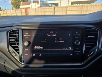 VOLKSWAGEN T-ROC 1.5 TSI GPF EVO Design SUV 5dr Petrol DSG Euro 6 (s/s) (150 ps)