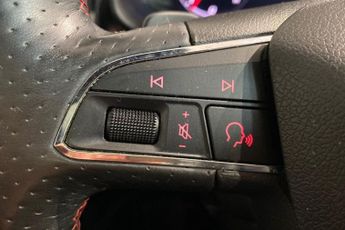 SEAT ATECA 2.0 TDI FR Black Edition SUV 5dr Diesel DSG 4Drive Euro 6 (s/s) 
