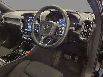 VOLVO C40 Recharge 69kWh Core SUV 5dr Electric Auto (231 ps)