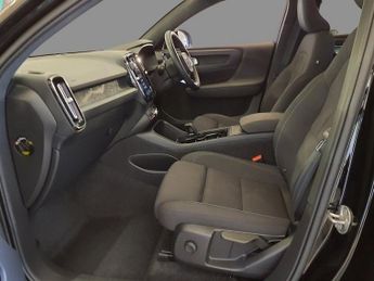 VOLVO C40 Recharge 69kWh Core SUV 5dr Electric Auto (231 ps)