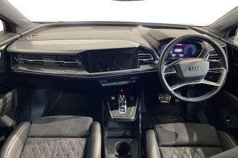 AUDI Q4 E-TRON 40 S line Sportback 5dr Electric Auto 82kWh (204 ps) Rear Parkin