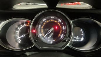 DS AUTOMOBILES DS 3 1.2 PureTech Elegance Hatchback 3dr Petrol Manual Euro 6 (s/s) (