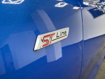 FORD FOCUS 1.0T EcoBoost ST-Line X Hatchback 5dr Petrol Auto Euro 6 (s/s) (