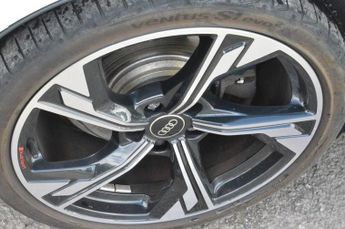 AUDI A4 AVANT 2.0 TFSI 35 Black Edition Estate 5dr Petrol S Tronic Euro 6 (s/s